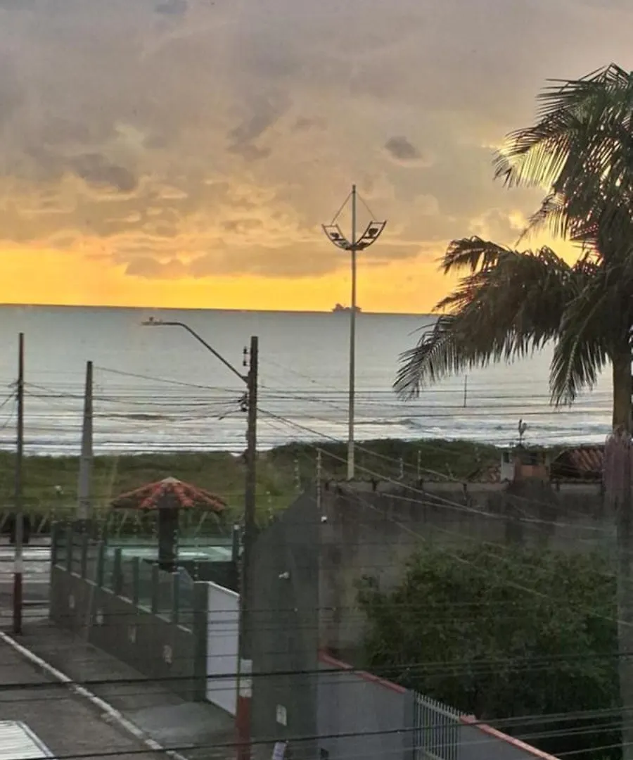 Pansiyon Suite 50 Metros Da Praia, 10 Km Beto Carrero E Bc, Local Compartilhado Navegantes Brezilya